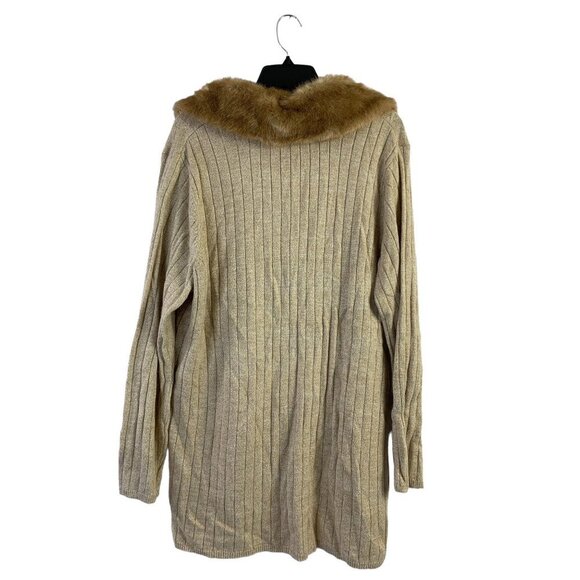 Emma James Plus Size Sweater - Picture 2 of 6